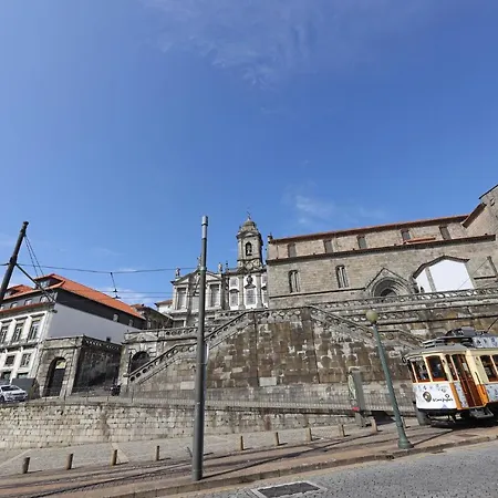 Flh Balcony Apartman Porto